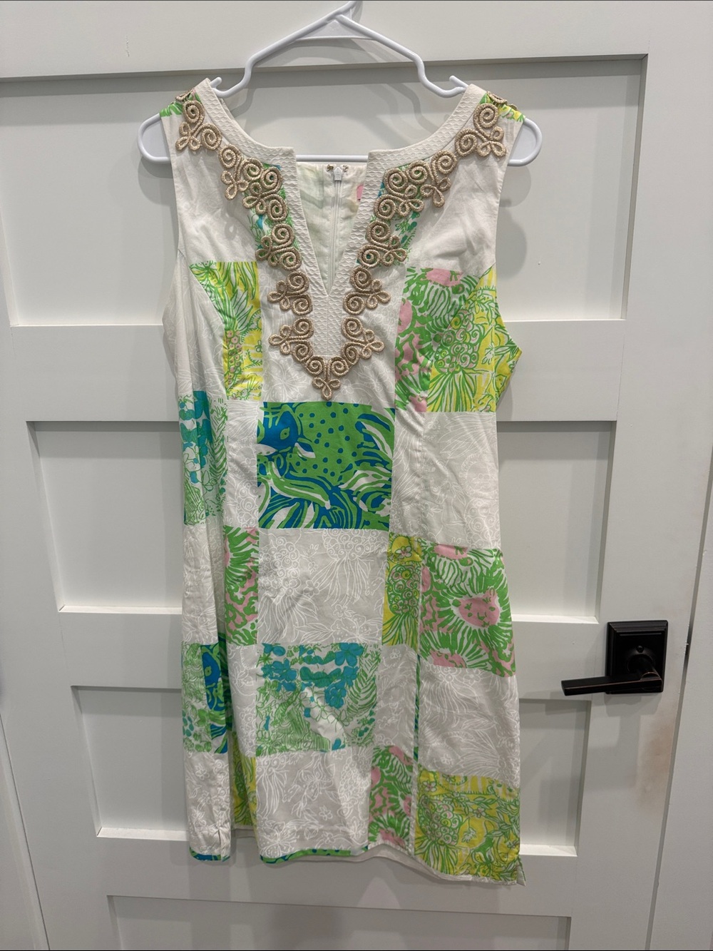 Sleeveless Patchwork Floral Shift Dress in White, Green & Blue